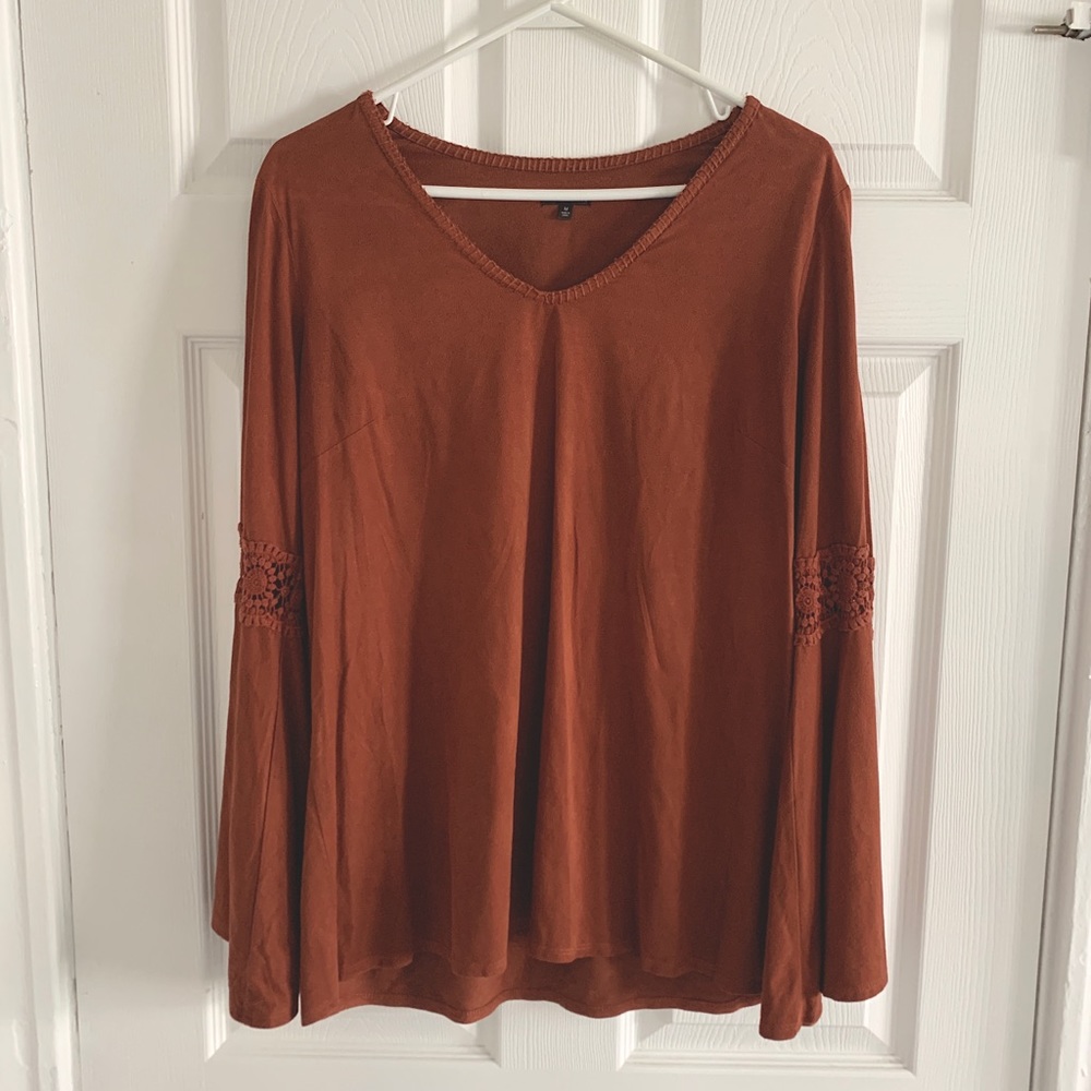 Hannah Bell-Sleeved Shirt